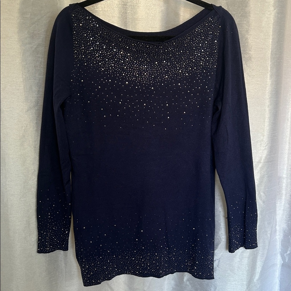 NTW! Chic Navy Blue Women's Sweater with Embellishments